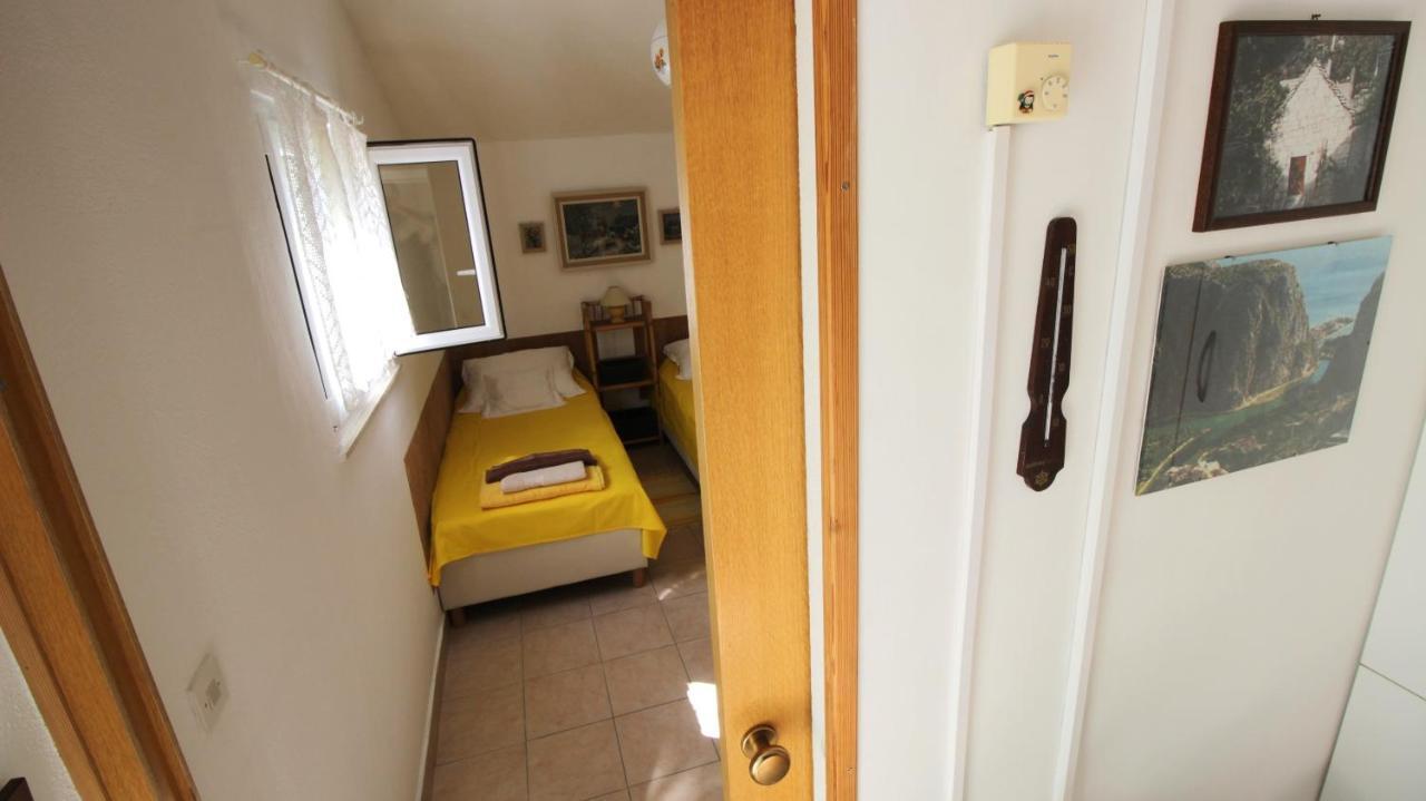 Seaside Apartment オミシュ エクステリア 写真